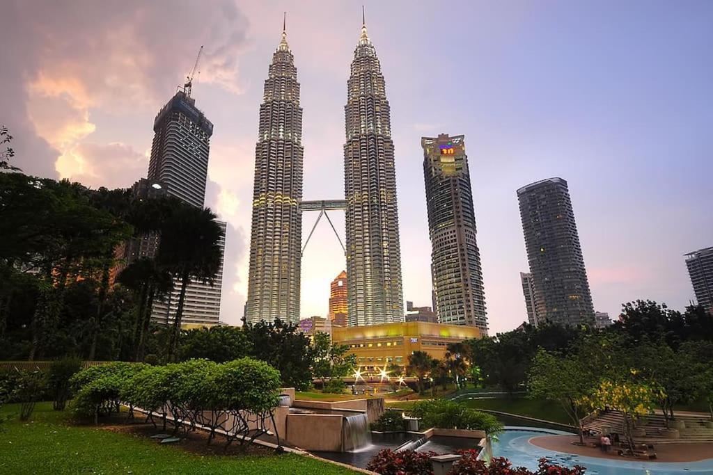 3 Towers Klcc By Tenang Homes Kuala Lumpur Exterior photo